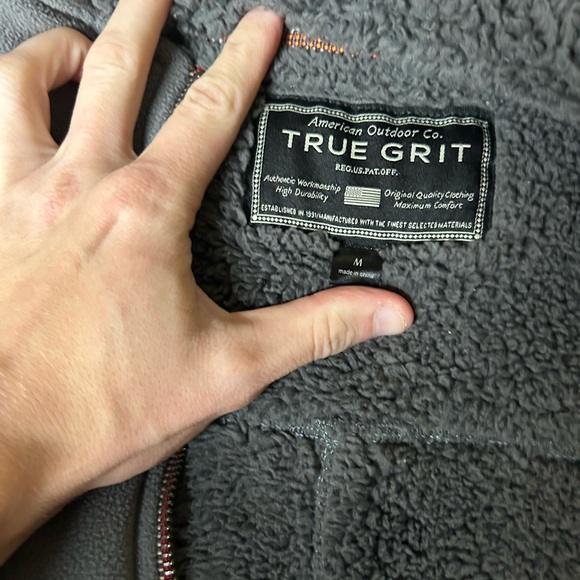 TRUE GRIT MENS VEST - Picture 5 of 5